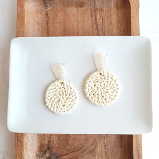 Dominica Earrings - Light Rattan Seashell - Tigbul's Variety Fashion Shop
