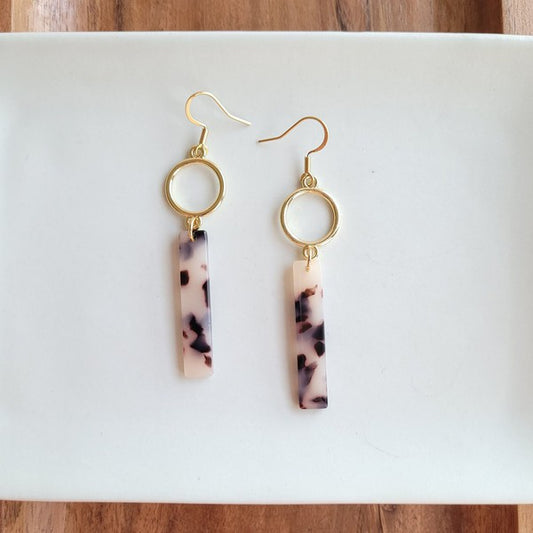 Isabella Earrings - Blonde Tortoise - Tigbul's Variety Fashion Shop