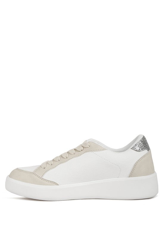 White Perry sneakers with beige suede trim and glitter side heel accent