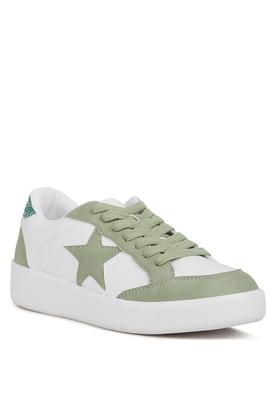 Perry Glitter Detail Star Sneakers in white with green lace and star side panel