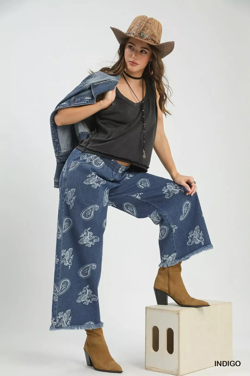 Indigo paisley wide-leg denim pants with frayed cuffs and wide leg opening