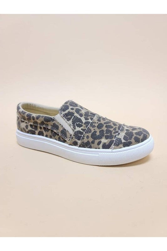 VIOLET-SLIP ON SNEAKERS - Tigbul's Variety Fashion Shop