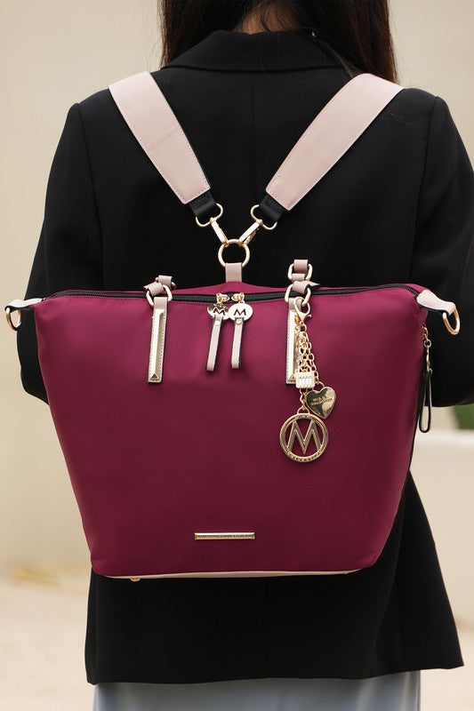 Burgunderrote Layla Tote-Backpack mit verstellbaren Trägern und goldfarbener Hardware