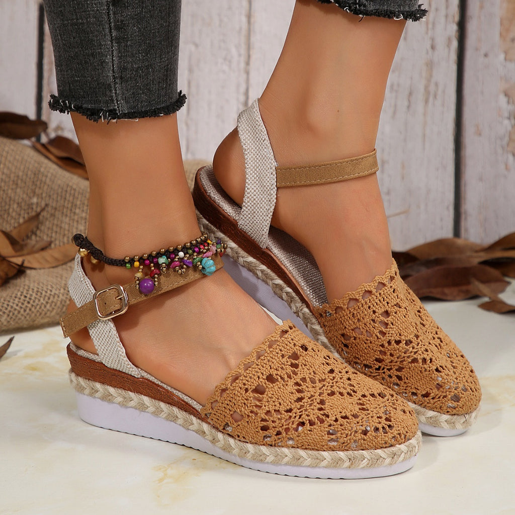Espadrille sandals with adjustable ankle strap and crochet brown toe, white cross-strap upper