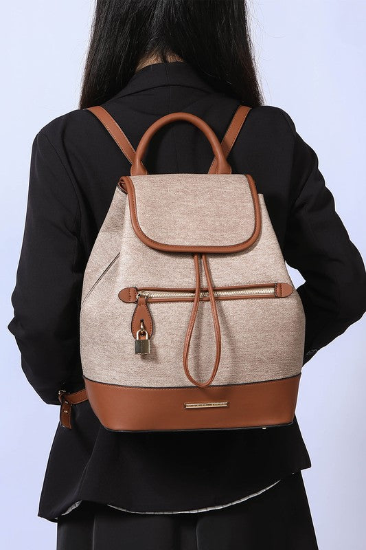 Porsha Rucksack, beiges/pfirsichfarbenes Design mit braunen Akzenten und Frontklappe