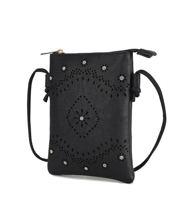 Arlett Crossbody Bag in Schwarz mit Perforationsmuster und silbernen Nieten