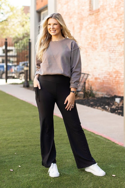 Black Relaxed Fit Straight Leg with Pockets - Tigbul's Variety Fashion Shop