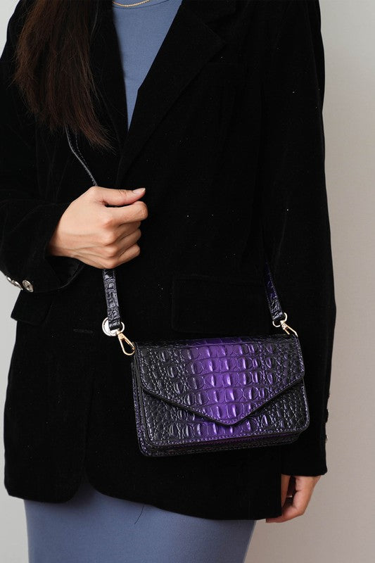 Vanta croc-embossed saddle bag morada, solapa con cierre y correa ajustable