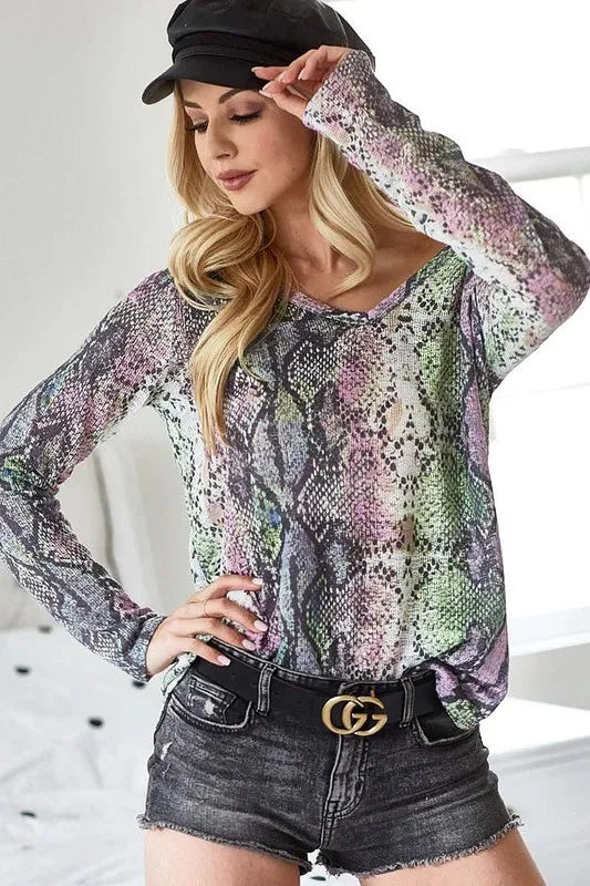 BiBi Snakeskin Print Low Gauge Hacci V Neck Top - Tigbul's Variety Fashion Shop