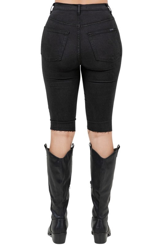 Rodeo Capri Short in Black - Tigbul's Variety Fashion Shop