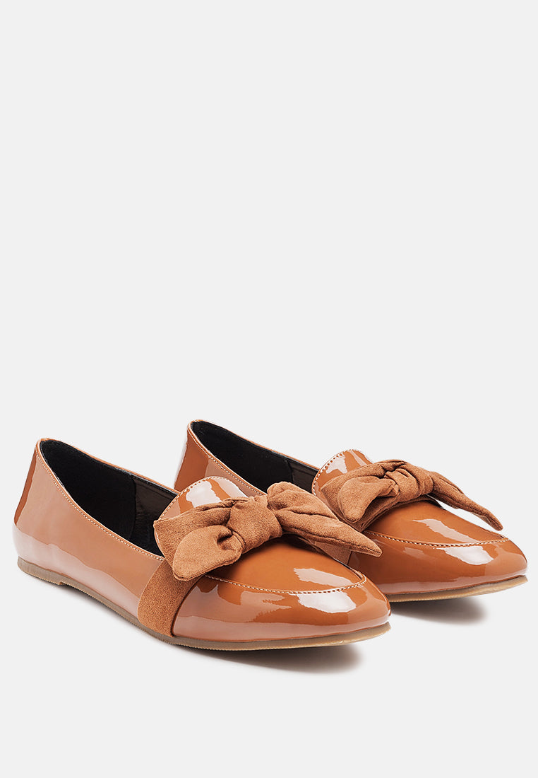 Tan Pecan Pie Loafer pair with glossy finish and suede bow detail