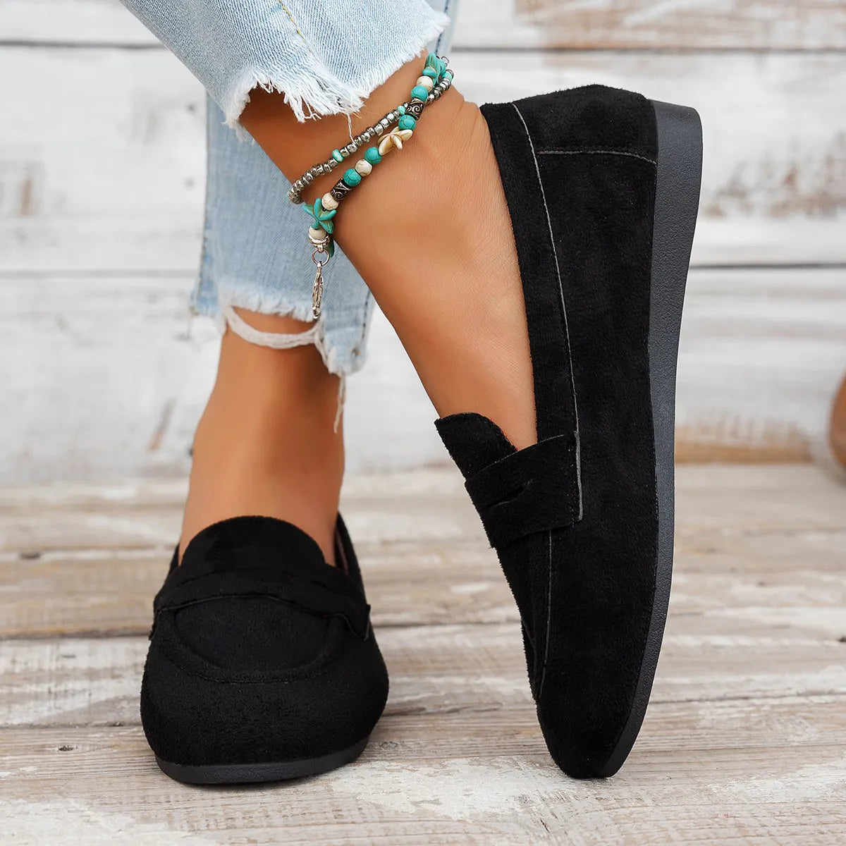 Round Toe Slip-On Flat Shoes - Tigbul's Variety Fashion Shop