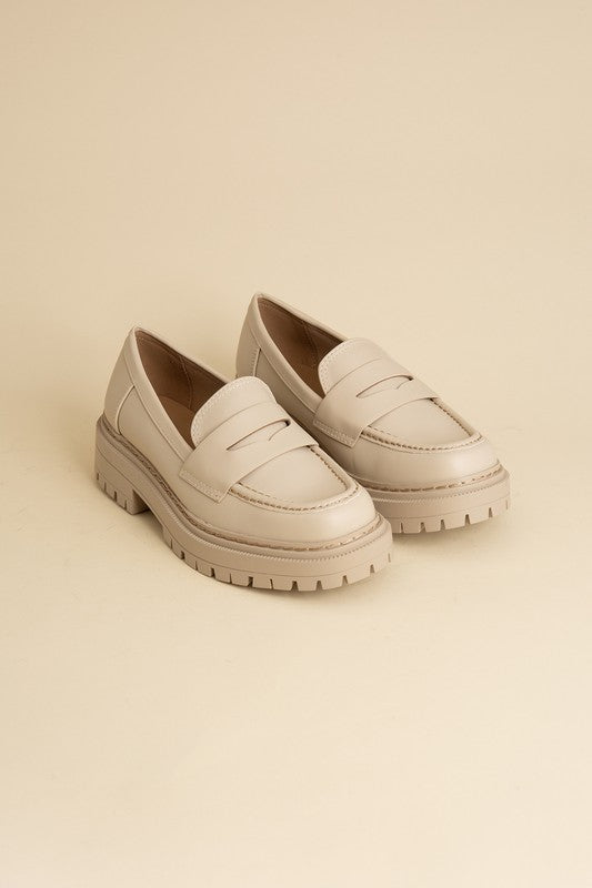 Eureka Classic Loafers - Tigbuls Variety Fashion