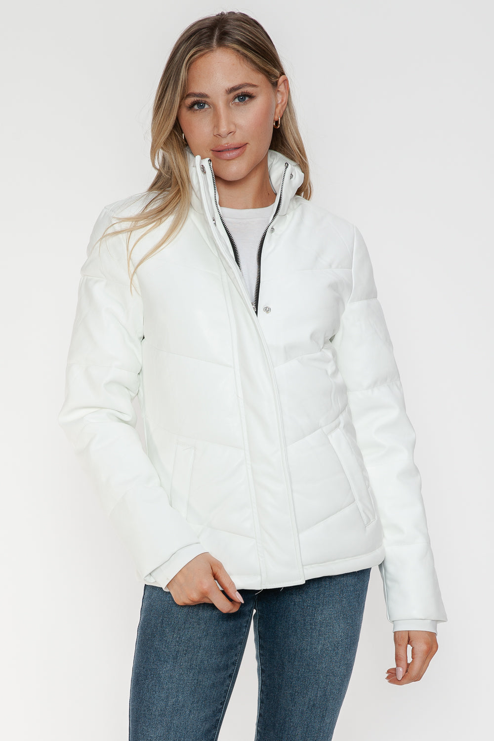 White Pocketed Zip Up Turtleneck Puffer Jacket