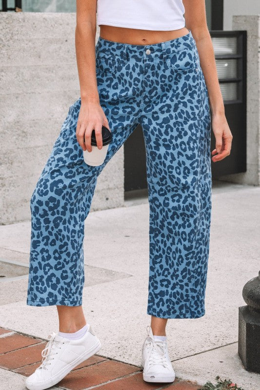 Sky blue leopard high-waist straight jeans, front button closure