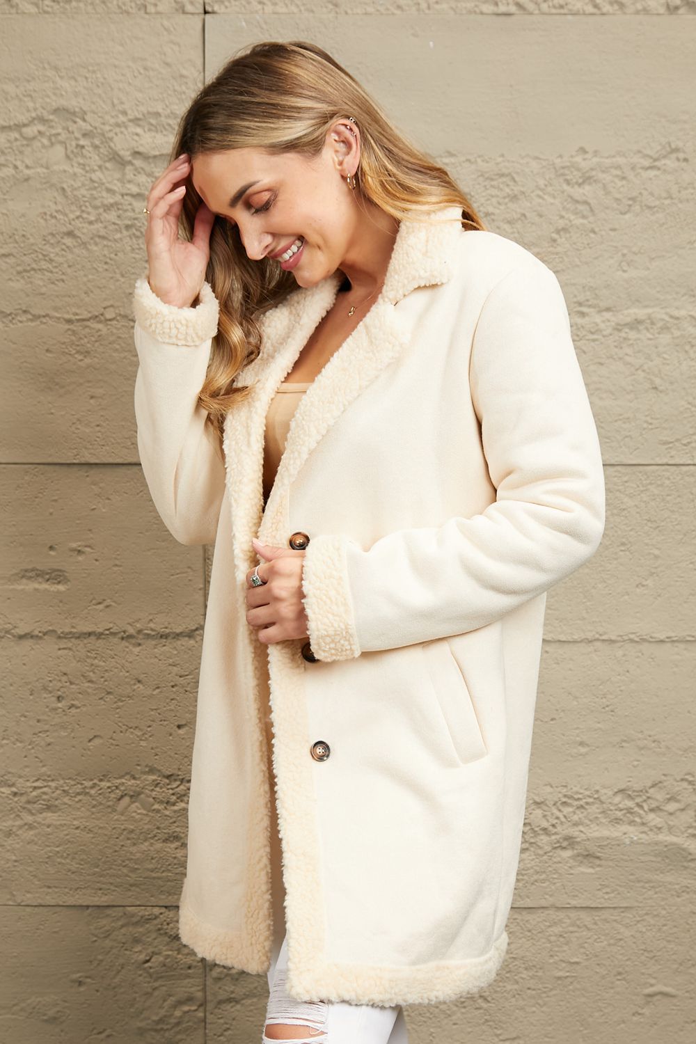 White Lapel Collar Teddy Lining Longline Coat | Tigbuls