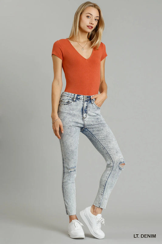 Umgee 5-Pockets Distressed Detail Stretch Denim Skinny Jeans with Unfinished Hem - Tigbul's Variety Fashion Shop