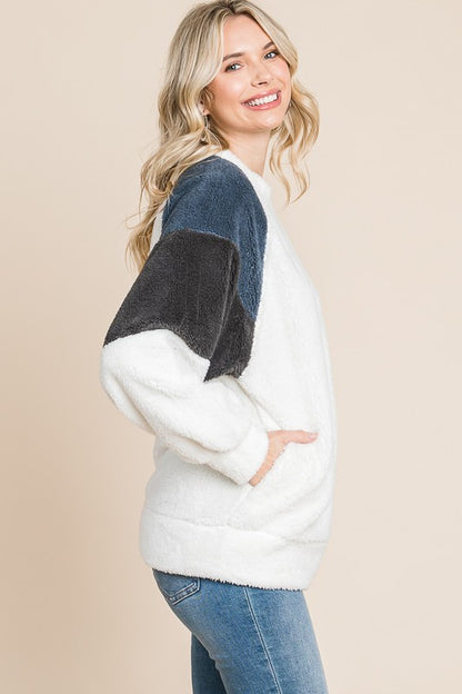 Culture Code Color Block Faux Fur Raglan Sleeve Sweatshirt - Tigbul's Variety Fashion Shop