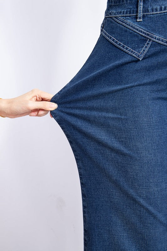 Side view of loose cuffed jeans in Sail Blue denim