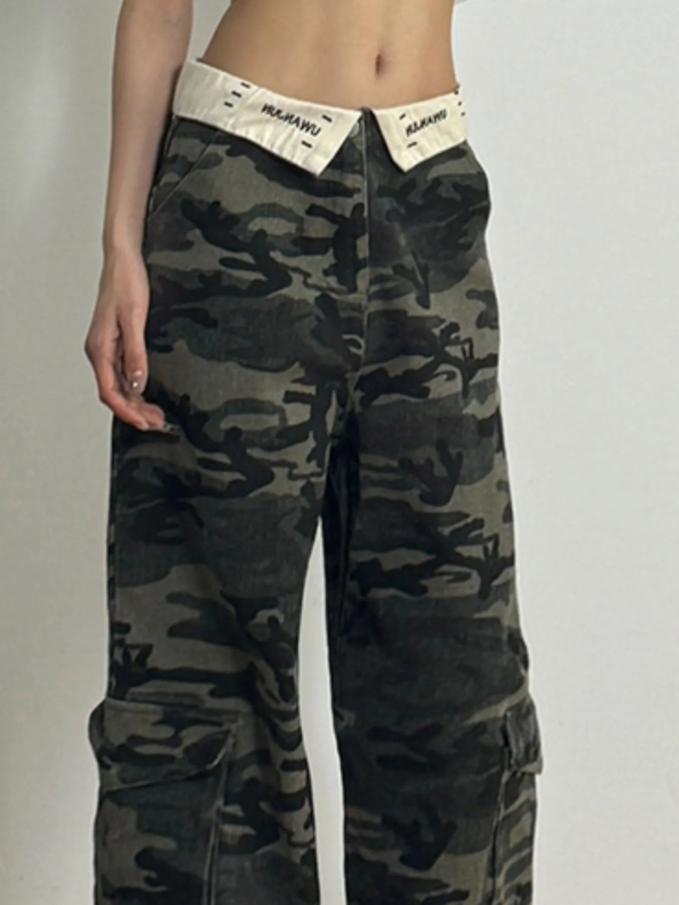 Camouflage Relaxed Fit Jeans - Tigbul's Variety Fashion Shop