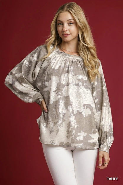 Umgee Full Size Metallic Fabric Blouse with Balloon Sleeves Plus Size - Tigbul's Variety Fashion Shop
