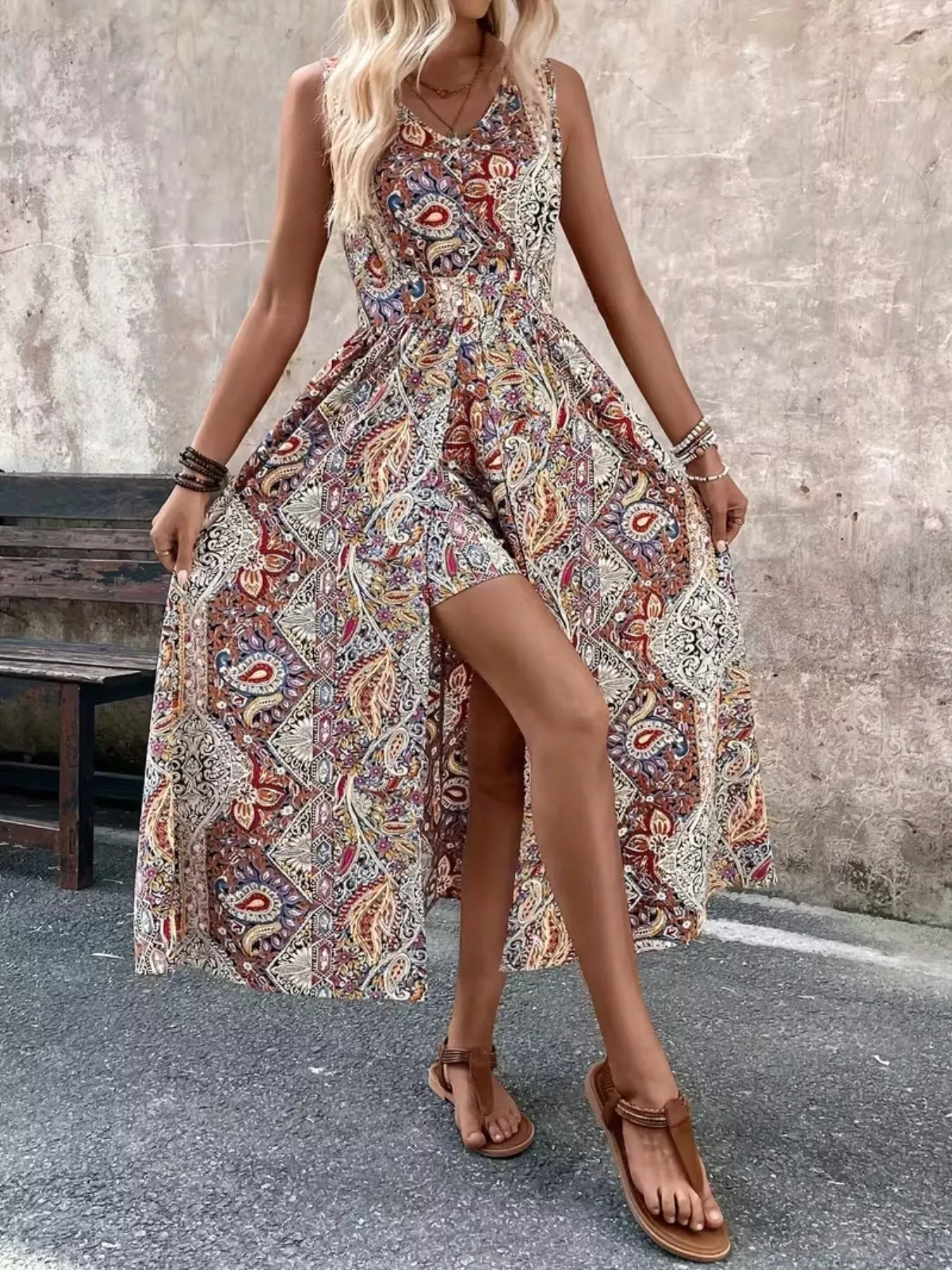 Multicolor paisley sleeveless romper, V-neck with elastic waist and side slit