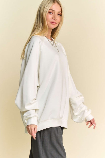 White Round Neck Raglan Sleeve Sweatshirt