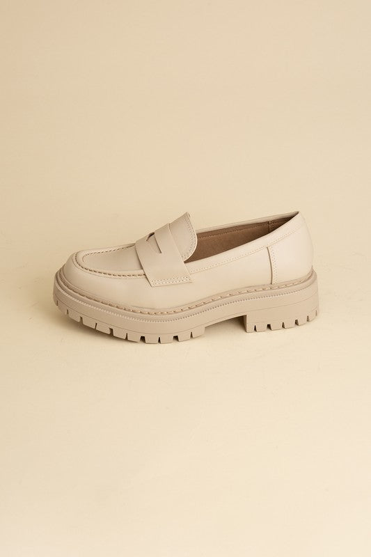 Eureka Classic Loafers - Tigbuls Variety Fashion