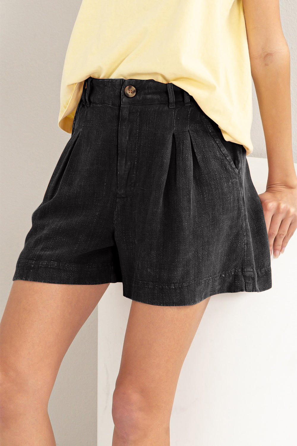 Size Medium Black High Waist Pleated Linen Shorts - Tigbul's Variety Fashion Shop