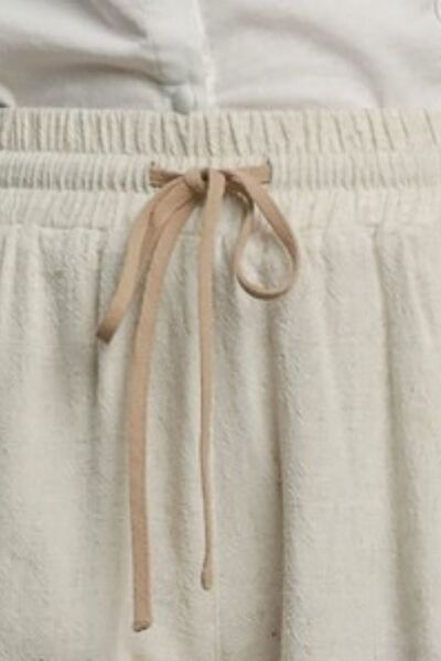 Beige Color Blocked Scalloped Hem Shorts - Tigbul's Variety Fashion Shop