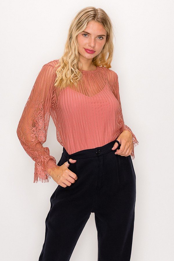 Lace Trim Shadow Stripe Bodysuit in dunklem Rotrosa mit Spitzenärmelbesatz, Rundhalsausschnitt