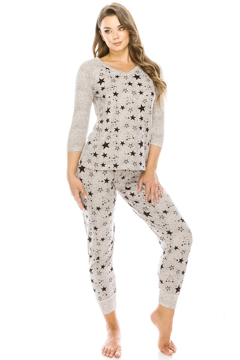 Star-print knit long-sleeve top and matching joggers, light grey set