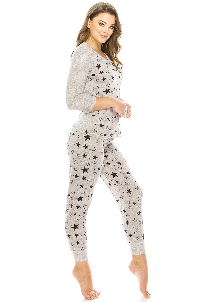 Star-print knit long-sleeve top and jogger pants, light grey, angled front