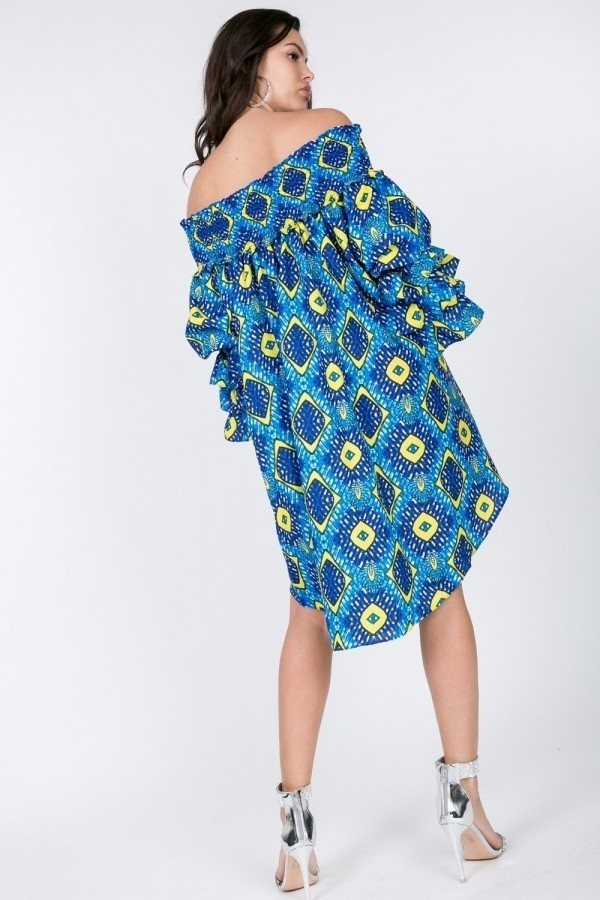 Back of off-shoulder midi dress with puffy ruffle sleeves, blue/yellow geometric print