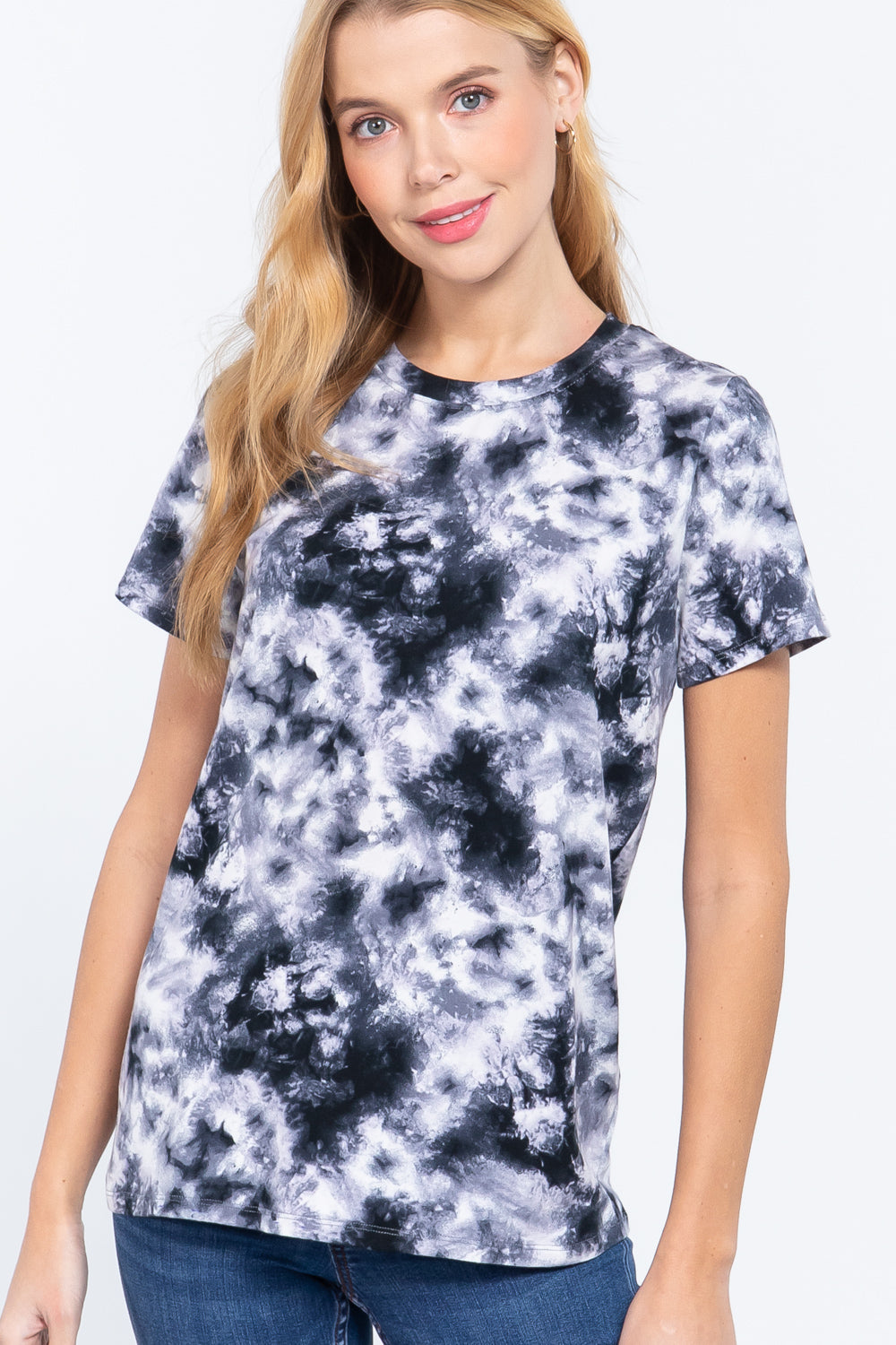 Short-sleeve tie-dye cotton jersey top, blue-gray and white cloud pattern