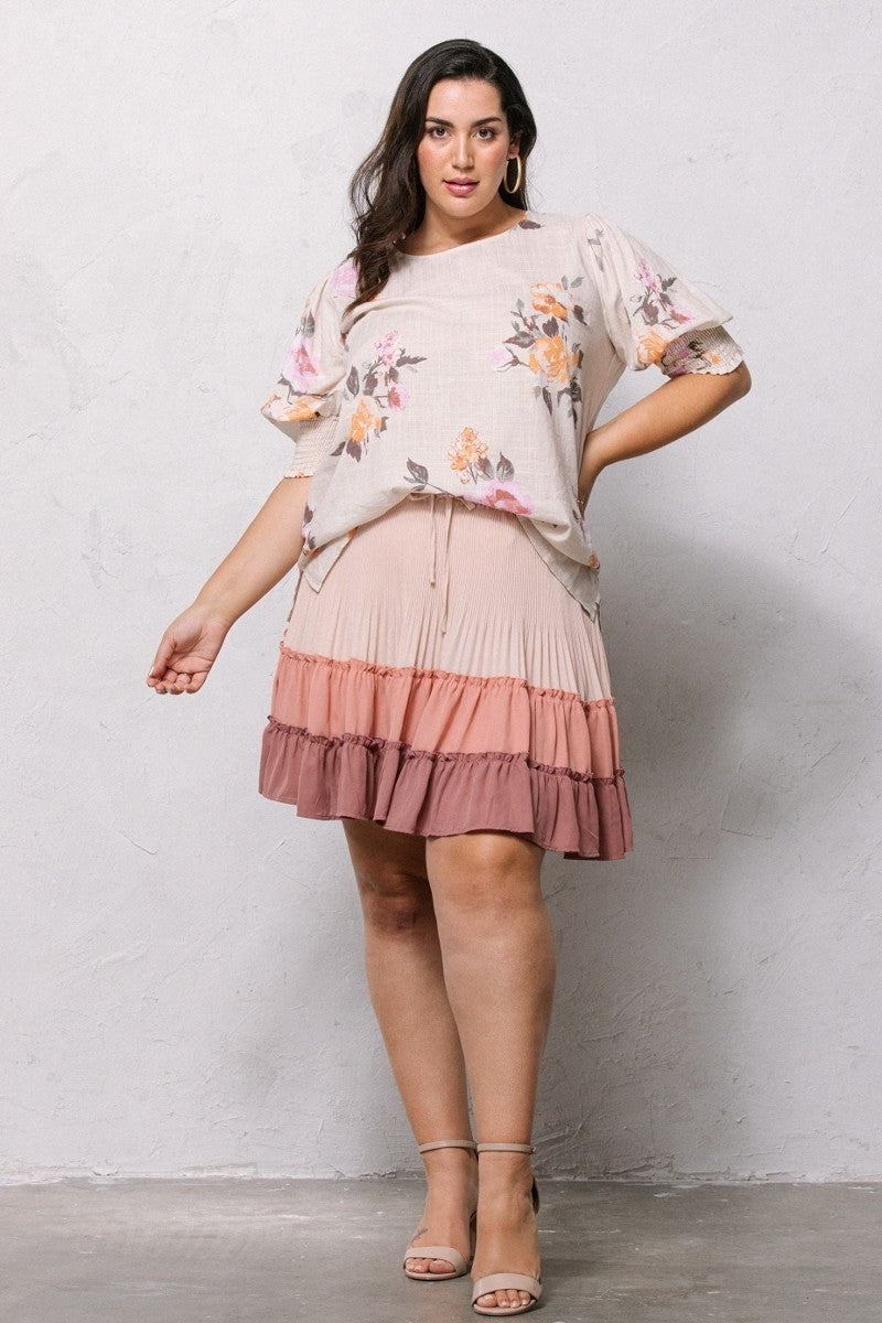 Floral printed woven blouse in oatmeal, puff sleeves, drawstring waist