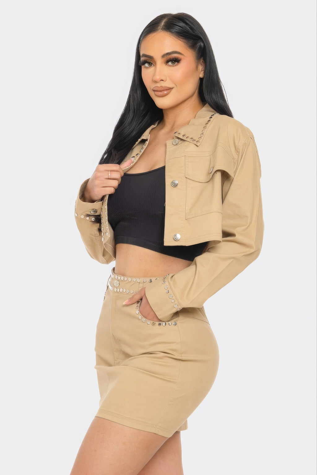 Embroidered cropped shirt set, front view: cropped jacket with decorative buttons and matching trim