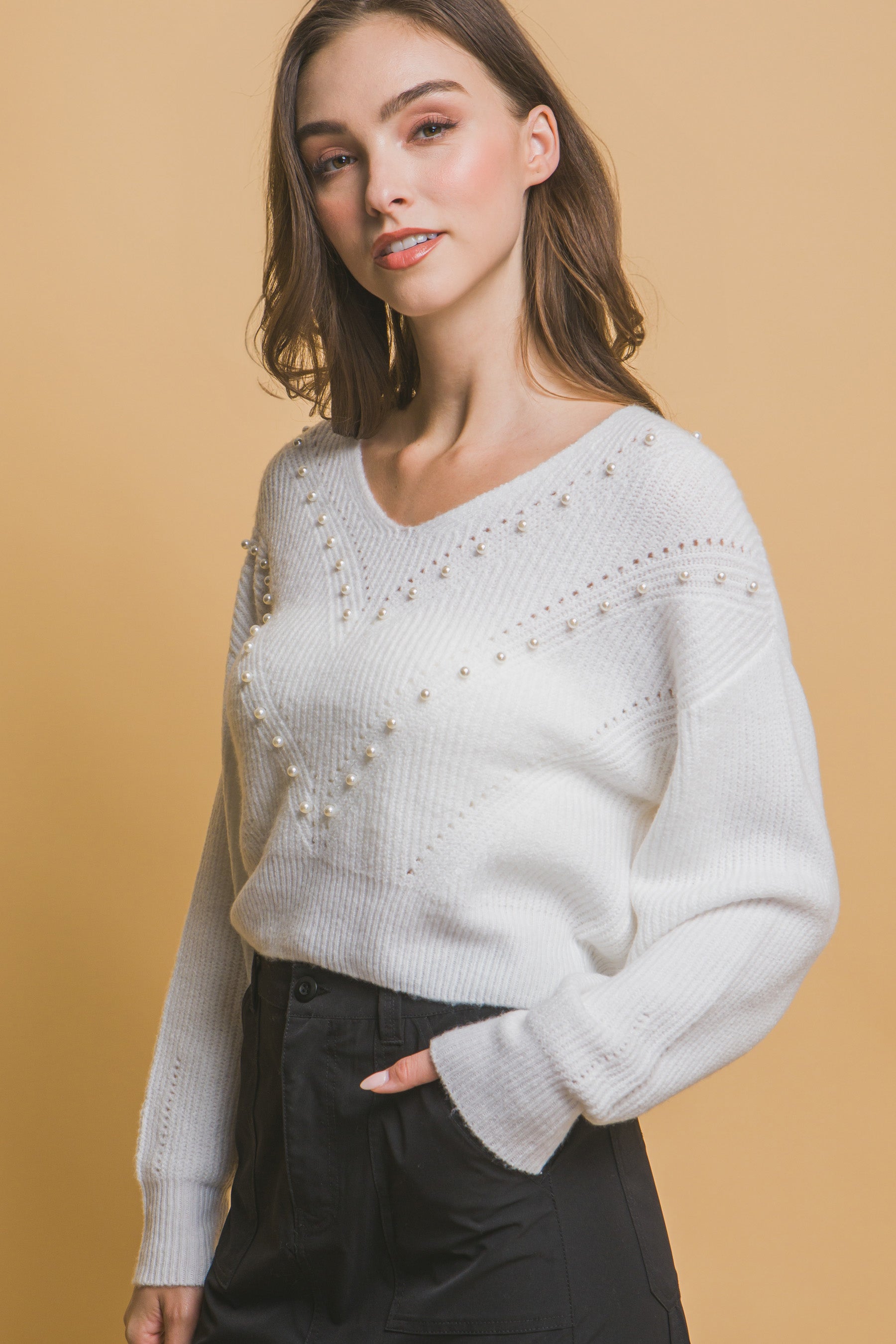 Pearl details sweater - Tigbul's Variety Fashion Shop