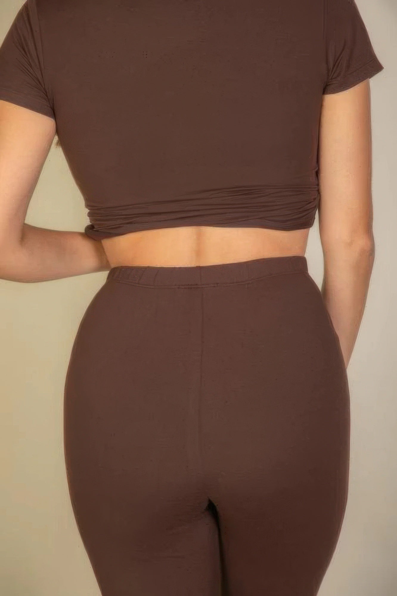 Basic Solid Leggings in Coffee brown, waistband close-up with smooth seams
