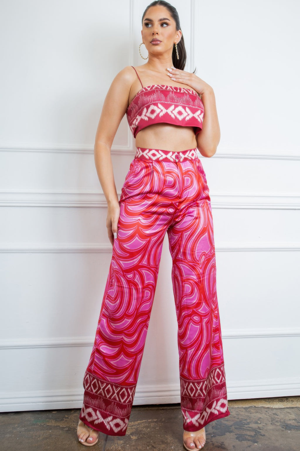 Pink bra top and matching wide-leg pants, allover print with woven border trim