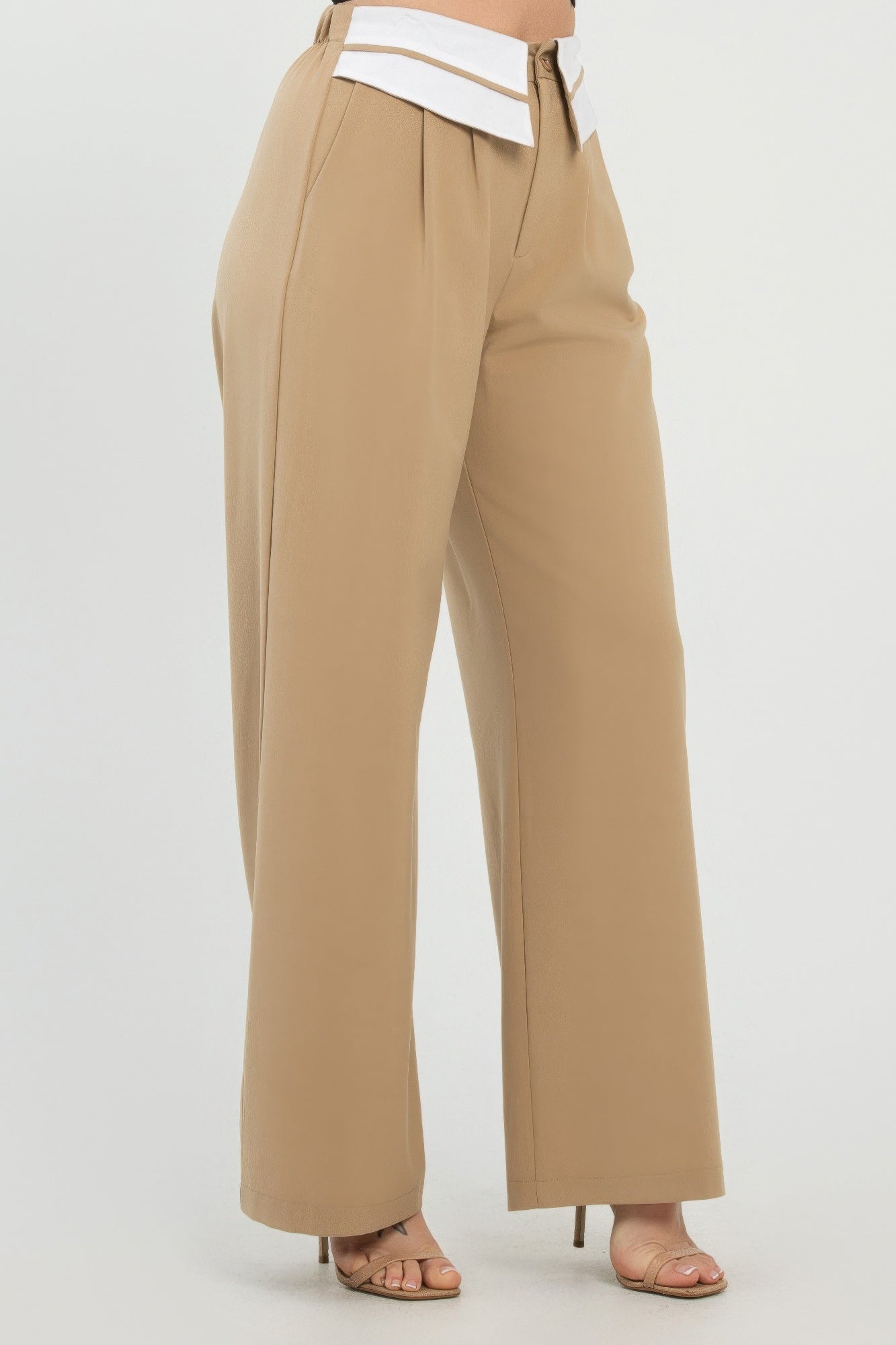 Khaki Frontknopf-Falz Hose mit weißem Bundfutter und weitem, geradem Bein