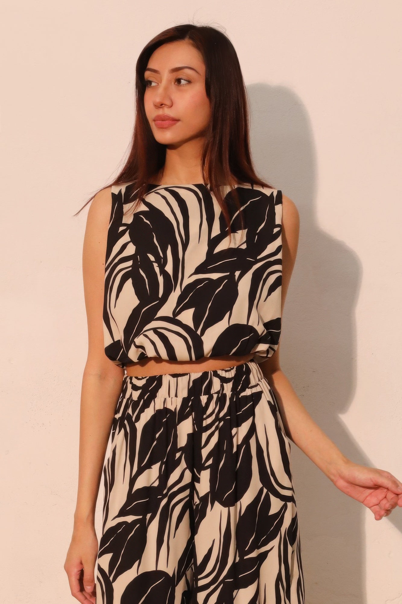 Lucca Leaf Bubble Crop Top - Tigbul's Variety Fashion Shop