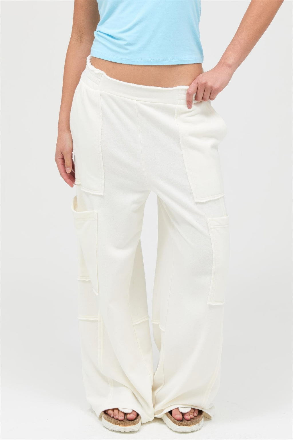 Mineral wash wide-leg cargo pants in cream, elastic waist with cargo pockets