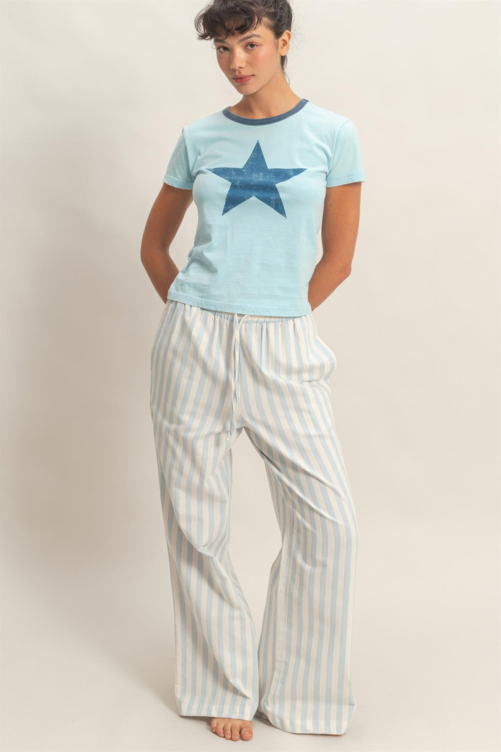 Blue-and-white vertical striped palazzo pants, elastic waist, side pockets
