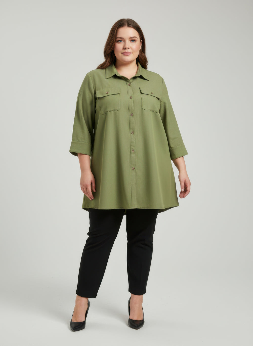 Olive Hemd-Tunika mit Knopfleiste, Brusttaschen und 3/4-Ärmeln