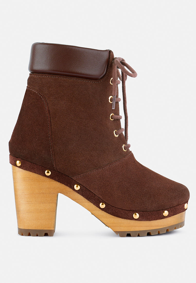 Maaya Handcrafted Collared Suede Boot