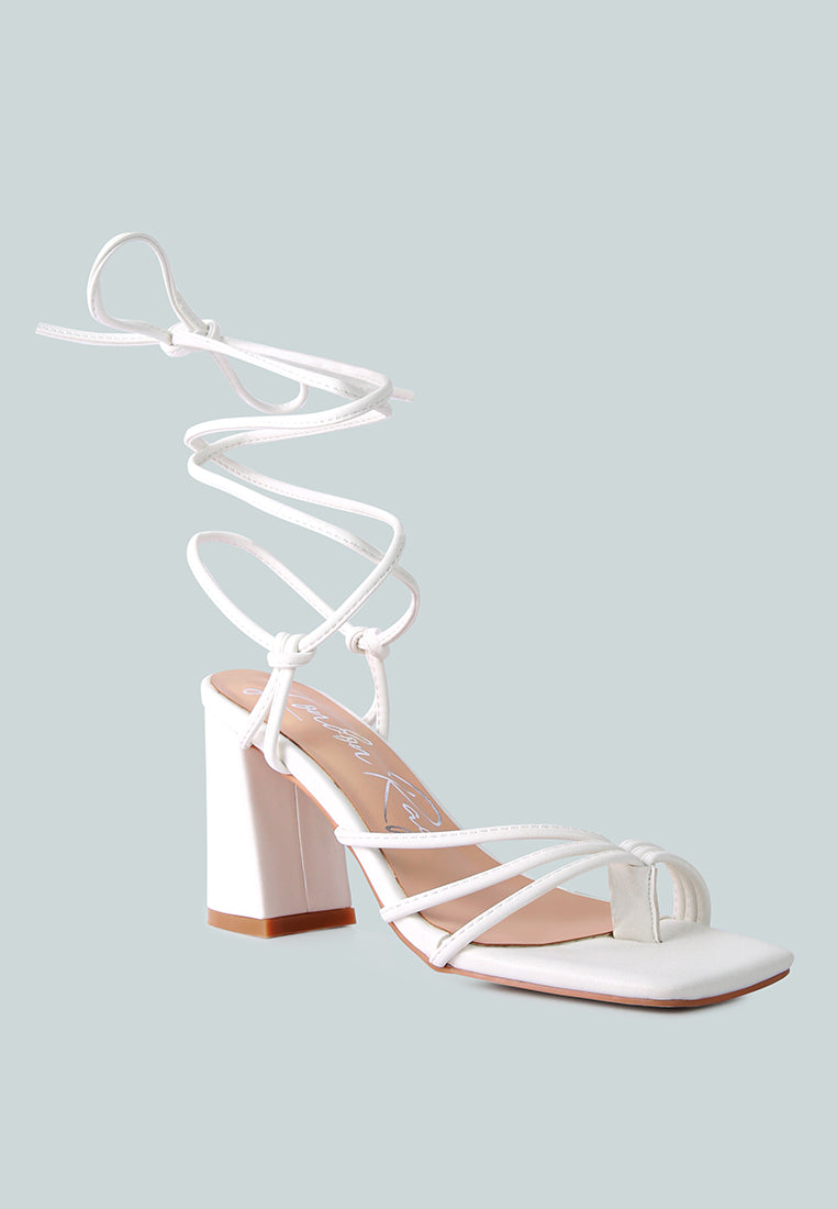 Piri Toe Ring Tie Up Block Sandals - Tigbul's Variety Fashion Shop