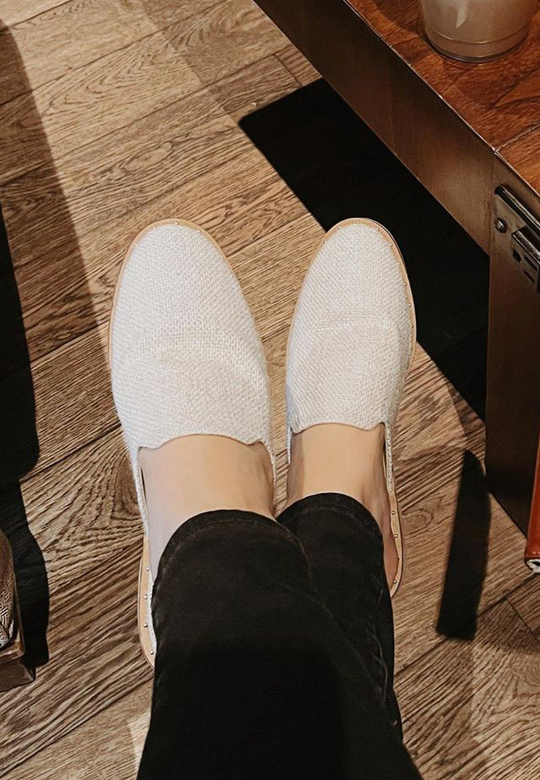 Lia Handcrafted Canvas Mules - Tigbul's Variety Fashion Shop