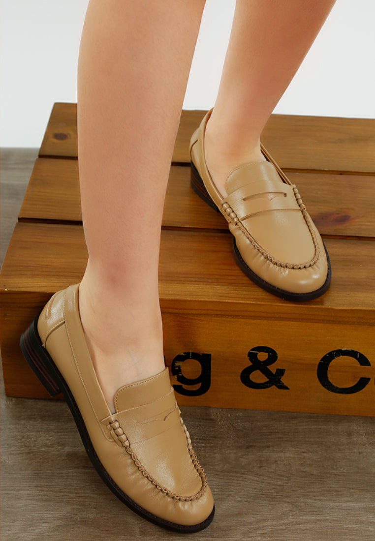 Plavia Genuine Leather Loafers - Tigbul's Variety Fashion Shop