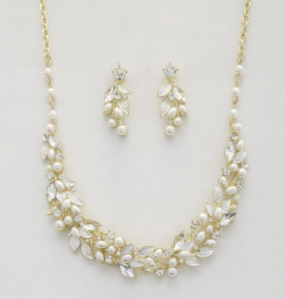 Leaf Pattern Pearl Crystal Necklace and Earring Set